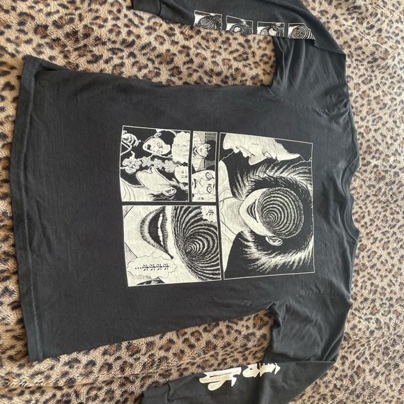 Uzumaki Long sleeve black tee bought at spencer’s and worn once - Picture 5 of 5
